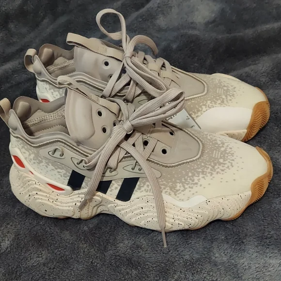 Adidas Trae Young 3 J wonder beige men size 5.5 - casafrato  display picture 2